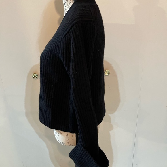 🎉Host Pick🎉NWOT Banana Republic Petite Talia Merino-Cashmere Cardigan - Picture 6 of 10